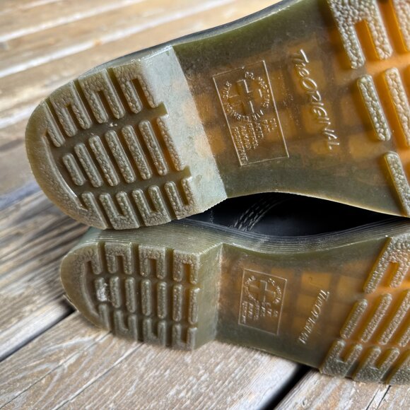 EUC Dr. Martens 11821 Smooth Black Leather Lace Up Boots in Women's 10/EU 42 - Picture 12 of 13